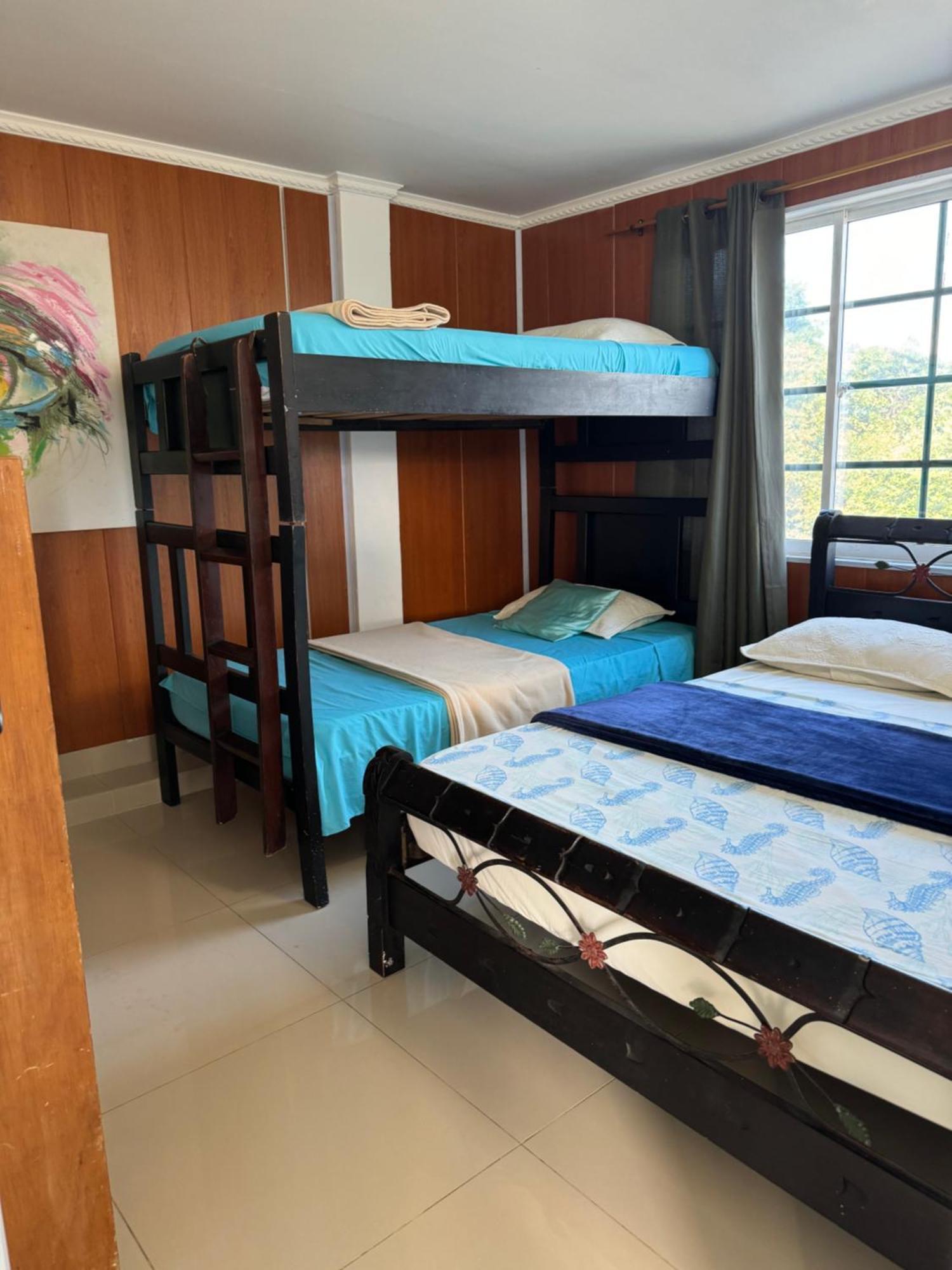 Sea Life Apartamentos En Via Principal Centro Y San Luis San Andrés 外观 照片