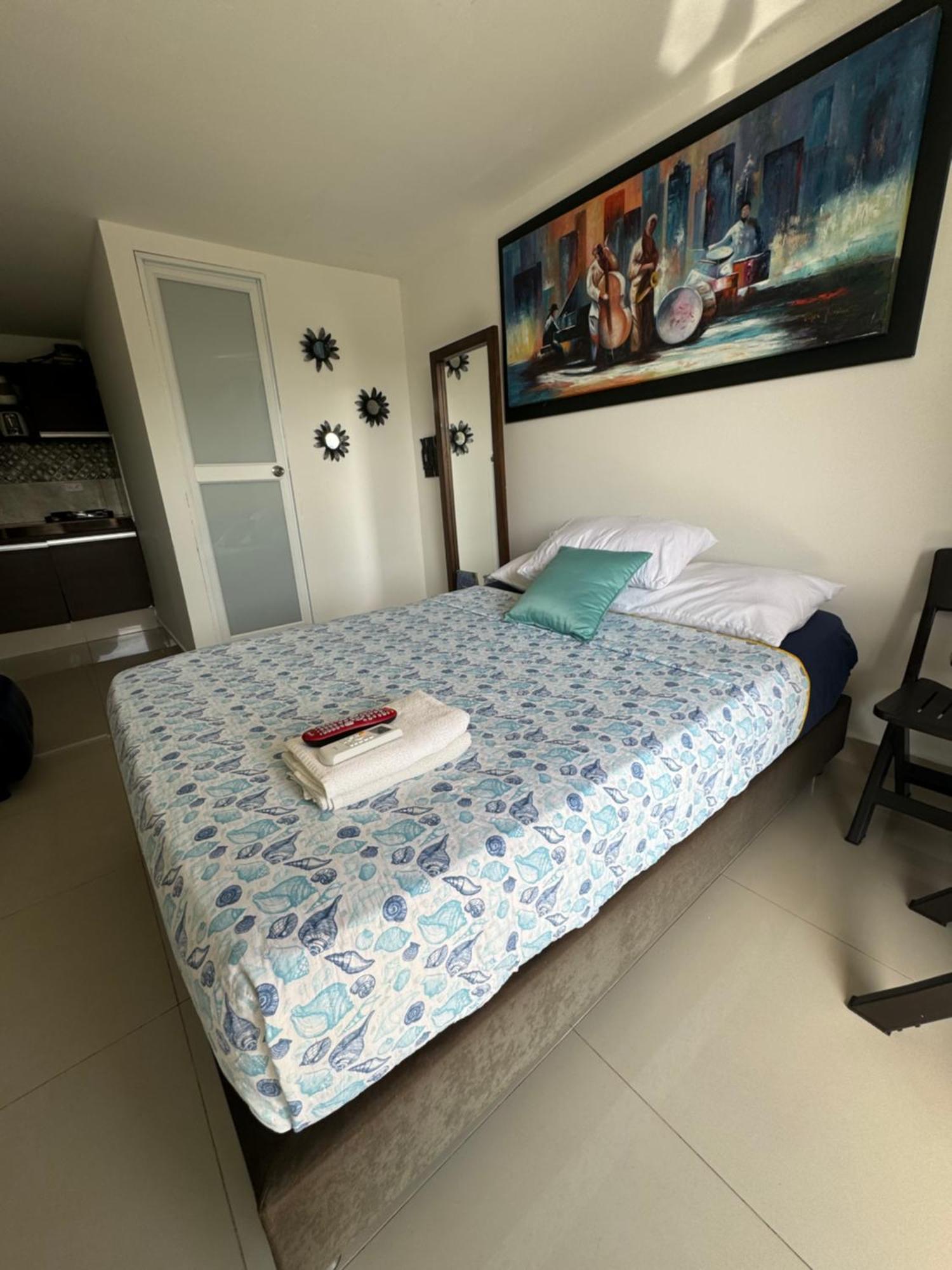 Sea Life Apartamentos En Via Principal Centro Y San Luis San Andrés 外观 照片