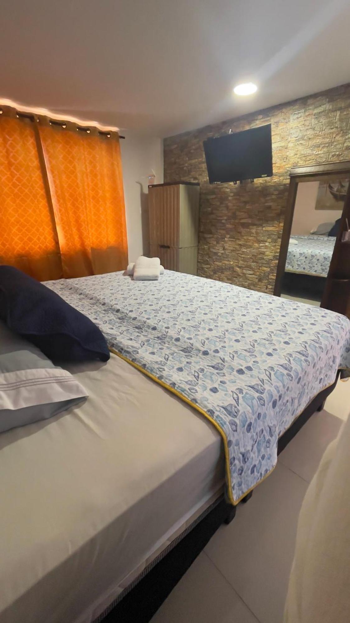 Sea Life Apartamentos En Via Principal Centro Y San Luis San Andrés 外观 照片
