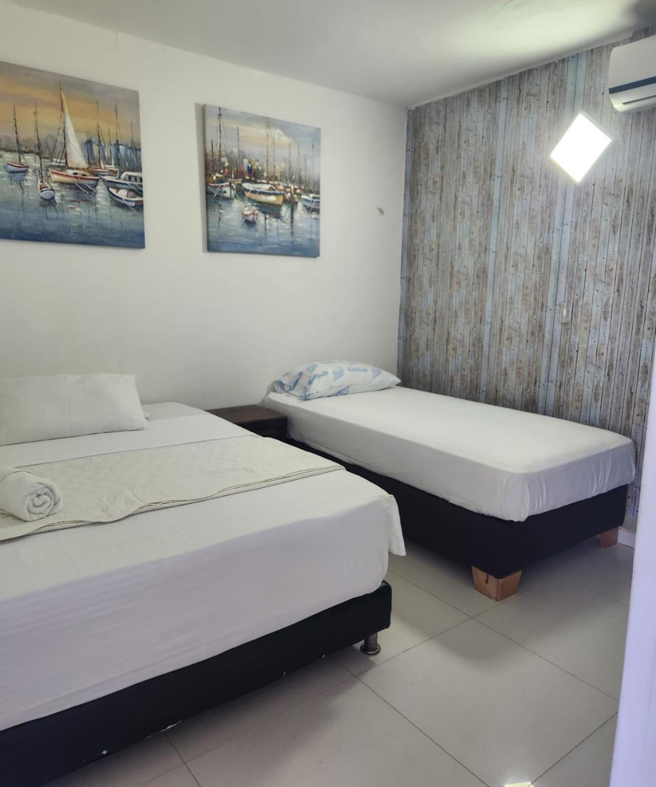 Sea Life Apartamentos En Via Principal Centro Y San Luis San Andrés 外观 照片